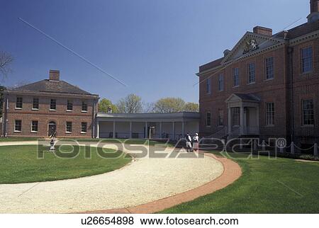 New Bern, NC, North Carolina, Tyron Palace at Tyron Palace Historic Sites and Gardens in New Bern. View Large Photo Image Stock Photo - New Bern, NC, North Carolina, Tyron Palace at Tyron Palace Historic Sites and Gardens in New Bern.. Fotosearch