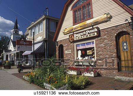 North Conway, NH, New Hampshire, Shops in downtown North Conway. View Large Photo Image Stock Photograph - North Conway, NH, New Hampshire, Shops in downtown North Conway.. Fotosearch