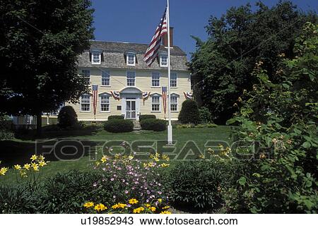 Portsmouth, New Hampshire, NH, Portsmouth Harbor Trail, Governor John Langdon House, ca. 1784, in Portsmouth. View Large Photo Image Stock Image - Portsmouth, New Hampshire, NH, Portsmouth Harbor Trail, Governor John Langdon House, ca. 1784, in Portsmouth. . Fotosearch