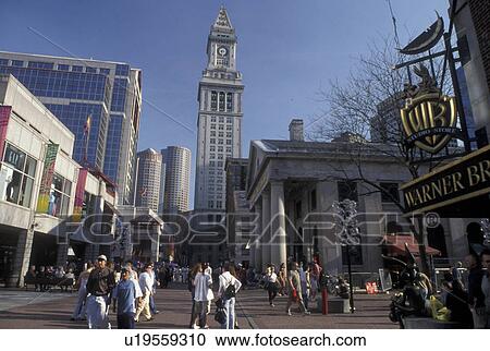 Quincy Market, Boston, MA, Massachusetts, Street vendors at Quincy Market in downtown Boston. View Large Photo Image Stock Image - Quincy Market, Boston, MA, Massachusetts, Street vendors at Quincy Market in downtown Boston.. Fotosearch
