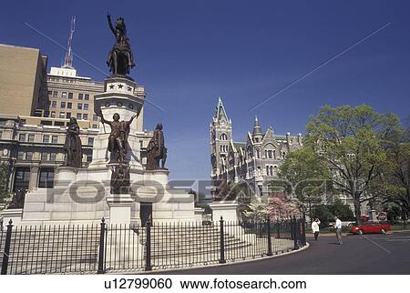 Stock Image -  Richmond, VA, Virginia, Washington Monument the Crawford equestrian statue surrounded by figures of Thomas Jefferson, Patrick Henry, John Marshall, Andrew Lewis, and General Thomas Nelson Jr. on Capitol Square in Richmond.. Fotosearch