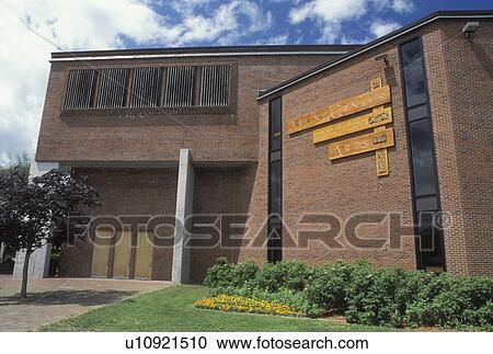 UMaine, Oreno, ME, Maine, Maine Center for the Arts on the campus of the University of Maine in Oreno. View Large Photo Image Stock Image - UMaine, Oreno, ME, Maine, Maine Center for the Arts on the campus of the University of Maine in Oreno.. Fotosearch
