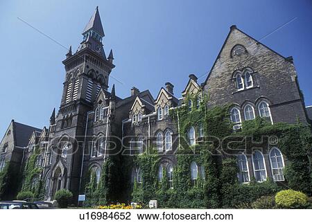 Stock Image -  university, Toronto, Canada, Ontario, University of Toronto St. George Campus in downtown Toronto. . Fotosearch