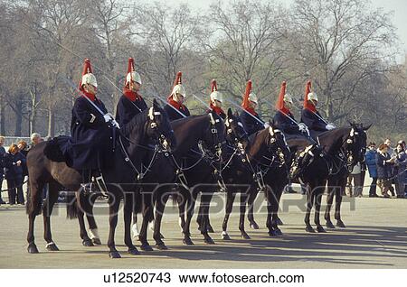 حصان حراس لندن إنجلترا بريطانيا العظمى الالمملكة المتحدة أوروبا صرافة بسبب ال التعريف حراس Horse Guards أقصى Whitehall ألبوم الصور U12520743 Fotosearch