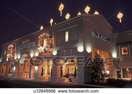 Atlanta, GA, Georgia, Lenox Square Mall, Christmas decorations, evening, shopping center View Large Photo Image Stock Photo - Atlanta, GA, Georgia, Lenox Square Mall, Christmas decorations, evening, shopping center. Fotosearch