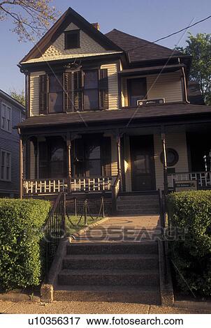 Stock Photo -  Atlanta, GA, Georgia, Martin Luther King Jr. National Historic Site, Birth Home of Martin Luther King Jr Auburn Avenue. Fotosearch