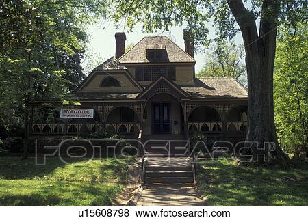 Stock Photo -  Atlanta, GA, Georgia, The Wrens Nest, homestead of author Joel Chandler Harris. Fotosearch