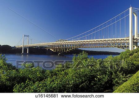 Stock Image -  Canada, Quebec City, Quebec, Pont Pierre Laporte (Pierre Laporte Bridge) crosses the St. Lawrence River (Fleuve Saint-Laurent) in Quebec City.. Fotosearch