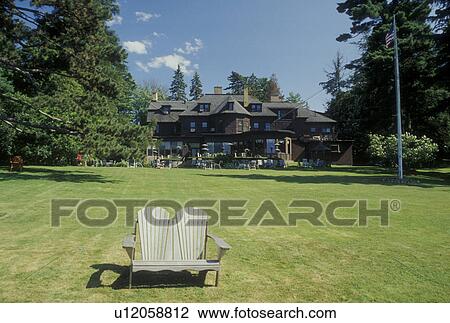 Stock Image -  Cazenovia, NY, New York, The Brewster Inn, dining, lodging, country inn. Fotosearch