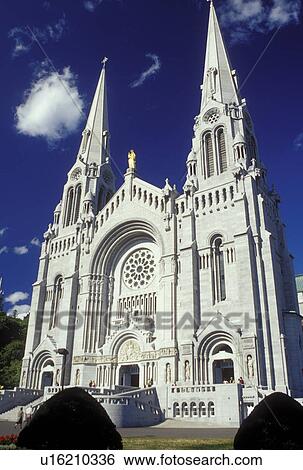 Stock Photograph -  church, Ste-Anne-De-Beaupre, Canada, Quebec, Basilica of Ste-Anne-De-Beaupre (Basilique de Sainte Anne de Beaupre) in the town of Sainte Anne De Beaupre.. Fotosearch