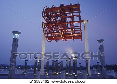 Cincinnati, OH, Ohio, Public Landing, Ohio River, Showboat Majestic, evening View Large Photo Image Stock Image - Cincinnati, OH, Ohio, Public Landing, Ohio River, Showboat Majestic, evening. Fotosearch