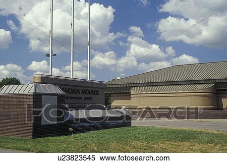 Collinsville, IL, Illinois, Cahokia Mounds State Historic Site, Interpretive Center View Large Photo Image Stock Photography -  Collinsville, IL, Illinois, Cahokia Mounds State Historic Site, Interpretive Center. Fotosearch