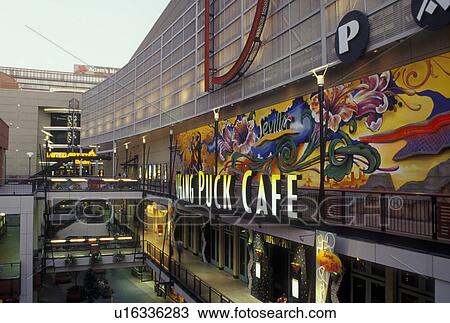 Denver, CO, Colorado, downtown, shopping district, 16th Street Mall, Wolfgang Pack Cafe, evening View Large Photo Image Stock Image - Denver, CO, Colorado, downtown, shopping district, 16th Street Mall, Wolfgang Pack Cafe, evening. Fotosearch