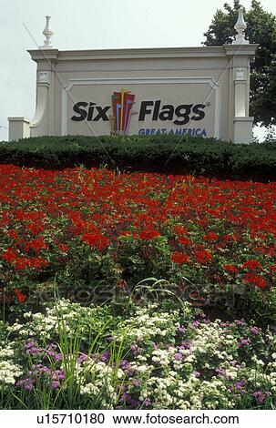 Stock Image -  Gurnee, IL, Illinois, Six Flags Great America, entrance, sign. Fotosearch