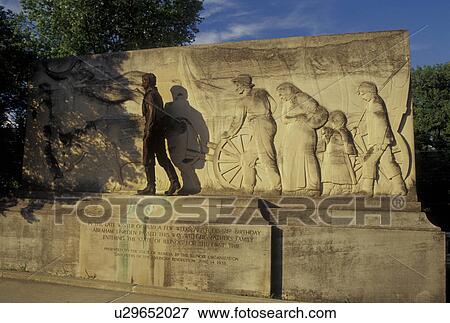 Stock Photo -  Illinois, Lawrenceville, IL, Lincoln Trail State Memorial at the entrance to the Lincoln Memorial Bridge . Fotosearch