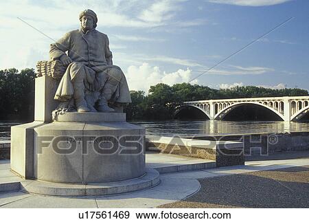 Indiana, Vincennes, IN, Lincoln Memorial Bridge, Wabash River, Francis Vigo Memorial View Large Photo Image Stock Photo - Indiana, Vincennes, IN, Lincoln Memorial Bridge, Wabash River, Francis Vigo Memorial. Fotosearch