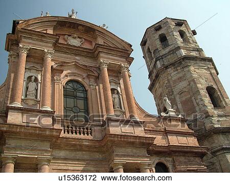 Stock Image -  Italy, Reggio nell'Emilia, Emilia-Romagna, Europe, 15th-century Chiesa di San Prospero in the town of Reggio Emilia.. Fotosearch