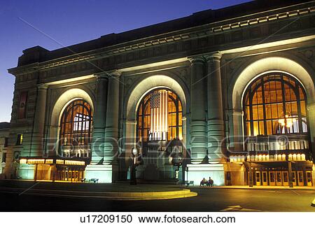 Kansas City, MO, Missouri, Union Station, evening View Large Photo Image Stock Image - Kansas City, MO, Missouri, Union Station, evening. Fotosearch