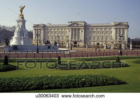 Stock Image -  London, England, Great Britain, United Kingdom, Europe, Queen Victoria Monument outside Buckingham Palace.. Fotosearch