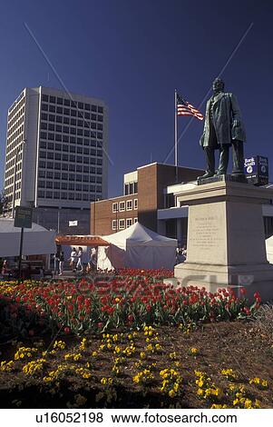 Macon, GA, Georgia, Cherry Blossom Festival, William M. Wadley Monument View Large Photo Image Stock Photo - Macon, GA, Georgia, Cherry Blossom Festival, William M. Wadley Monument. Fotosearch
