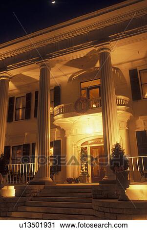 Macon, GA, Georgia, Historic Macon, 1842 Inn, Greek Revival House, evening View Large Photo Image Stock Image - Macon, GA, Georgia, Historic Macon, 1842 Inn, Greek Revival House, evening. Fotosearch