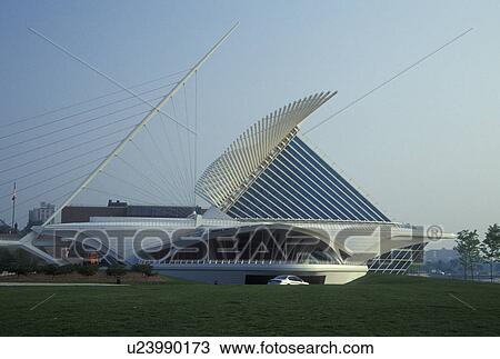Stock Image -  Milwaukee, WI, Wisconsin, Milwaukee County War Memorial Complex, Milwaukee Art Museum. Fotosearch