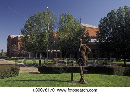 Montgomery, AL, Alabama, Alabama Shakespeare Festival State Theatre View Large Photo Image Stock Image - Montgomery, AL, Alabama, Alabama Shakespeare Festival State Theatre. Fotosearch