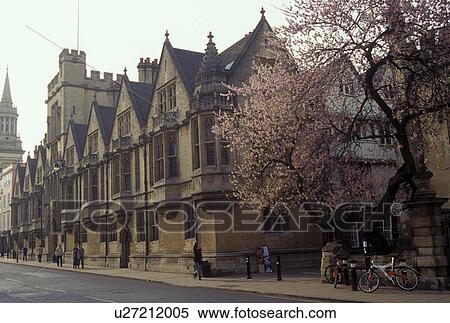 Stock Photography -  Oxford, England, Great Britain, United Kingdom, Europe, High Street in downtown Oxford, Britain's oldest university town.. Fotosearch