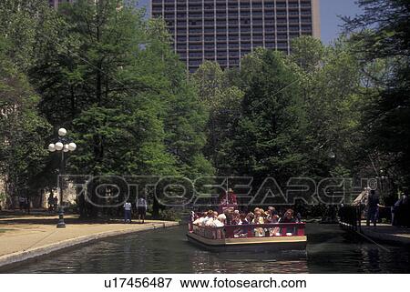 San Antonio, TX, Texas, Paseo Del Rio, The Riverwalk, Yanaguana Cruise, sightseeing tour boat View Large Photo Image Stock Photo - San Antonio, TX, Texas, Paseo Del Rio, The Riverwalk, Yanaguana Cruise, sightseeing tour boat. Fotosearch
