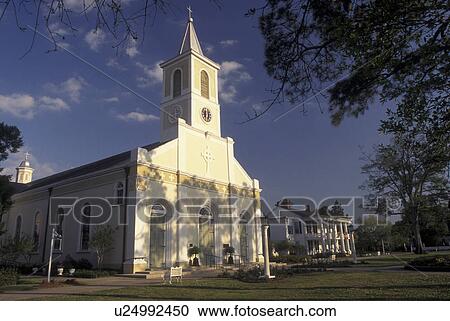 St. Martinsville, LA, Louisiana, St. Martin de Tours Catholic Church View Large Photo Image Stock Image - St. Martinsville, LA, Louisiana, St. Martin de Tours Catholic Church. Fotosearch