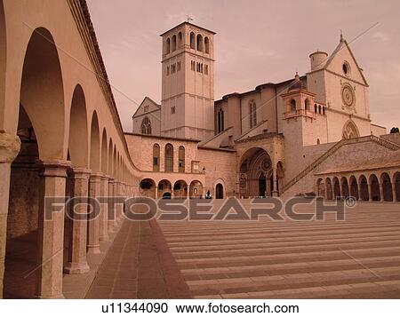 Assisi, Umbria, Italy, Europe, Basilica di San Francesco (Basilica of St. Francis of Assisi) and the Sacro Convento in the medieval hill town of Assisi. View Large Photo Image Stock Image - Assisi, Umbria, Italy, Europe, Basilica di San Francesco (Basilica of St. Francis of Assisi) and the Sacro Convento in the medieval hill town of Assisi.. Fotosearch