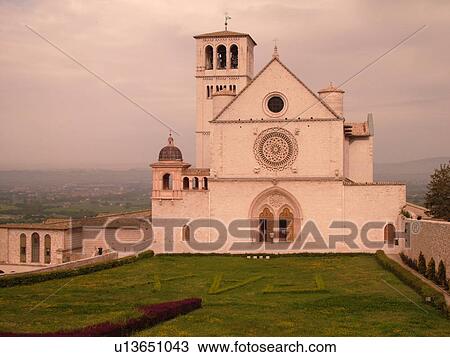 Assisi, Umbria, Italy, Europe, Basilica di San Francesco (Basilica of St. Francis of Assisi) and the Sacro Convento in the medieval hill town of Assisi. View Large Photo Image Stock Image - Assisi, Umbria, Italy, Europe, Basilica di San Francesco (Basilica of St. Francis of Assisi) and the Sacro Convento in the medieval hill town of Assisi.. Fotosearch