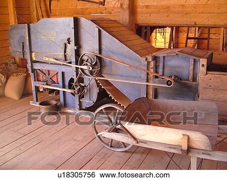 Stock Photograph -  Canada, Prince Edward Island, Queens County, Cavendish, Giant fiddle displayed outside the Fiddlers & Followers Building at Rainbow Valley. Fotosearch