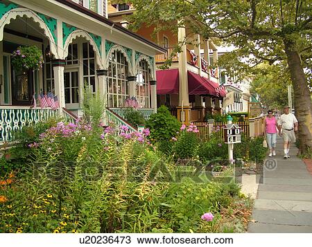Stock Image -  Cape May, NJ, New Jersey, Historic District, The Summer Cottage Inn, Bed and Breakfast, guest houses. Fotosearch