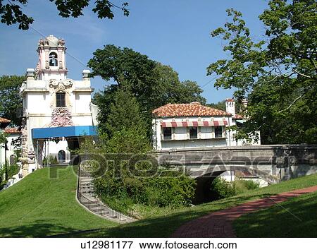 Centerport, NY, New York, Long Island, Vanderbilt Museum, Spanish style mansion View Large Photo Image Stock Photo -  Centerport, NY, New York, Long Island, Vanderbilt Museum, Spanish style mansion. Fotosearch