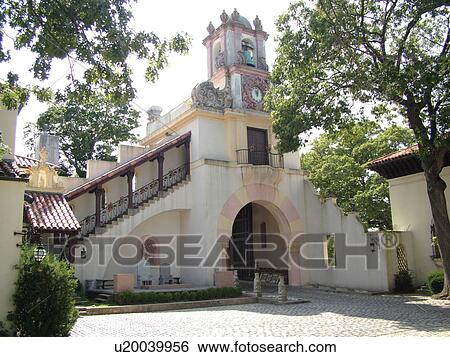 Centerport, NY, New York, Long Island, Vanderbilt Museum, Spanish style mansion View Large Photo Image Stock Photograph - Centerport, NY, New York, Long Island, Vanderbilt Museum, Spanish style mansion. Fotosearch