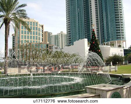 Fort Lauderdale, FL, Florida, downtown, Bubier Park, fountain View Large Photo Image Stock Photograph - Fort Lauderdale, FL, Florida, downtown, Bubier Park, fountain. Fotosearch