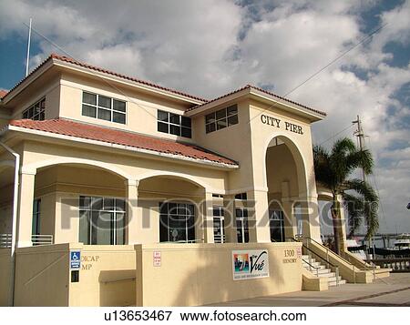 Fort Myers, FL, Florida, City Pier on the Caloosahatchee River View Large Photo Image Stock Photo - Fort Myers, FL, Florida, City Pier on the Caloosahatchee River. Fotosearch