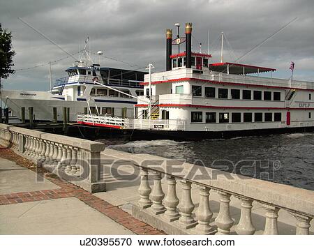 Fort Myers, FL, Florida, City Yacht Basin, Jungle Cruise, riverboat View Large Photo Image Stock Image - Fort Myers, FL, Florida, City Yacht Basin, Jungle Cruise, riverboat. Fotosearch