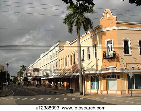 Fort Myers, FL, Florida, downtown, shops, stores, galleries View Large Photo Image Stock Image - Fort Myers, FL, Florida, downtown, shops, stores, galleries. Fotosearch