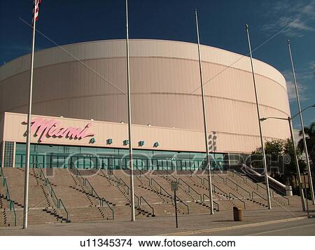 Miami, FL, Florida, downtown, Miami Arena View Large Photo Image Picture -  Miami, FL, Florida, downtown, Miami Arena. Fotosearch