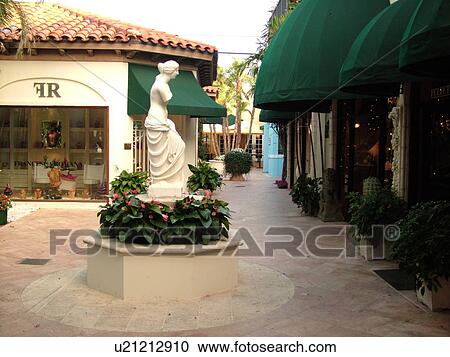 Palm Beach, FL, Florida, downtown, Worth Avenue, shopping district, exclusive shops, pedestrian alley View Large Photo Image Stock Image - Palm Beach, FL, Florida, downtown, Worth Avenue, shopping district, exclusive shops, pedestrian alley. Fotosearch