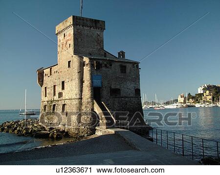 Stock Image -  Rapallo, Riviera di Levante, Liguria, Italy, Ligurian Riviera, Europe, The Fortress on the Gulf of Tigullio (Gulfo di Tigullo) in the resort town of Rapallo along the Ligurian Sea on the Ligurian Riviera.. Fotosearch