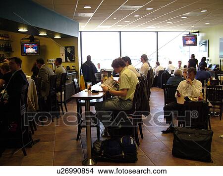 Picture -  San Francisco, CA, California, San Francisco International airport, hub, restaurant, airport terminal, concourse. Fotosearch