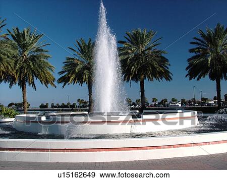 St. Petersburg, FL, Florida, Tampa Bay, The Raymond James Bayside Fountain and Gardens View Large Photo Image Stock Photo - St. Petersburg, FL, Florida, Tampa Bay, The Raymond James Bayside Fountain and Gardens. Fotosearch