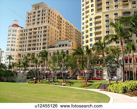 Stock Photograph -  West Palm Beach, FL, Florida, downtown, city park, resorts, hotels. Fotosearch