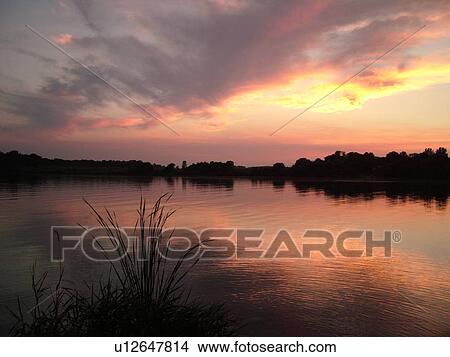 Picture -  Alexandria, MN, Minnesota, Lake Reno, sunset. Fotosearch