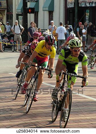 Picture -  Burlington, VT, Vermont, Green Mountain Stage Race, Criterium, men biking. Fotosearch