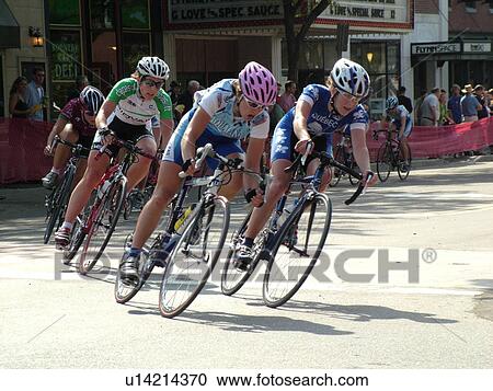 Stock Image -  Burlington, VT, Vermont, Green Mountain Stage Race, Criterium, women bikers. Fotosearch