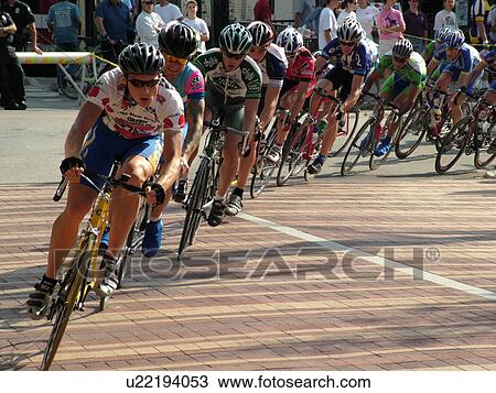 Stock Image -  Burlington, VT, Vermont, Green Mountain Stage Race, Criterium, men biking. Fotosearch